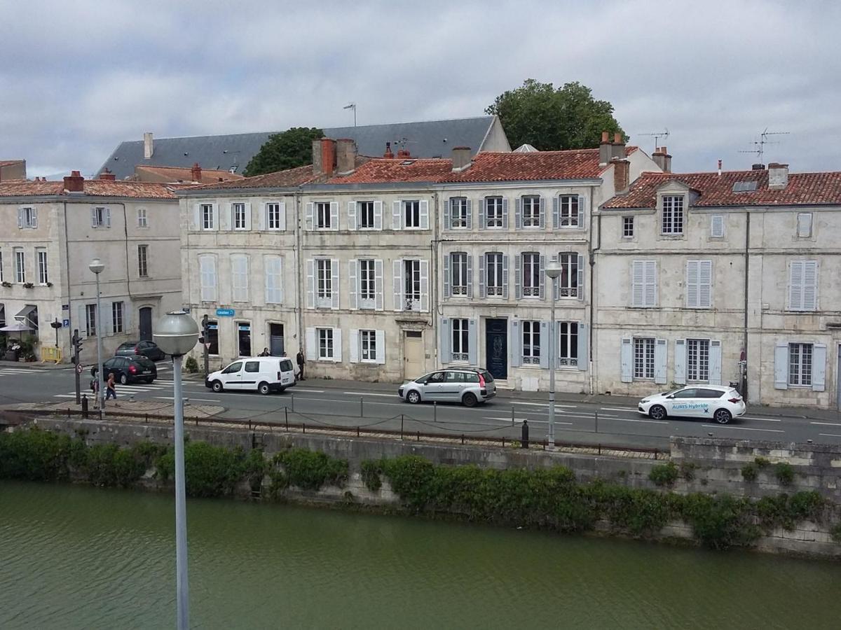 Charmant 2 Pieces Au Coeur De La Rochelle, Ideal Pour 2 Personnes - Fr-1-551-33 拉罗歇尔 外观 照片